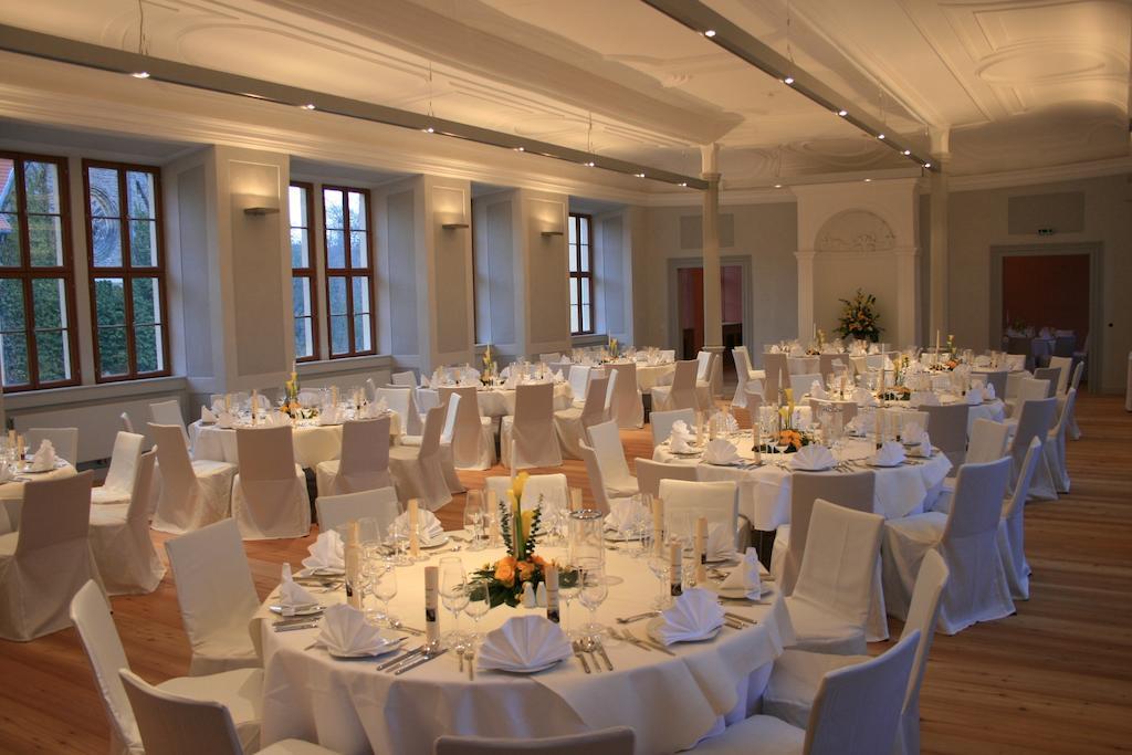 Schloss Ettersburg Weimar Bagian luar foto